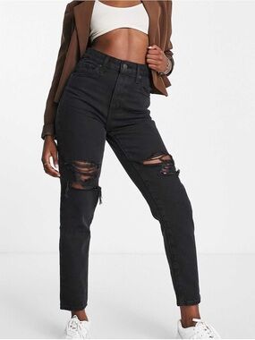 Levi's Black High-Rise Mom Jeans